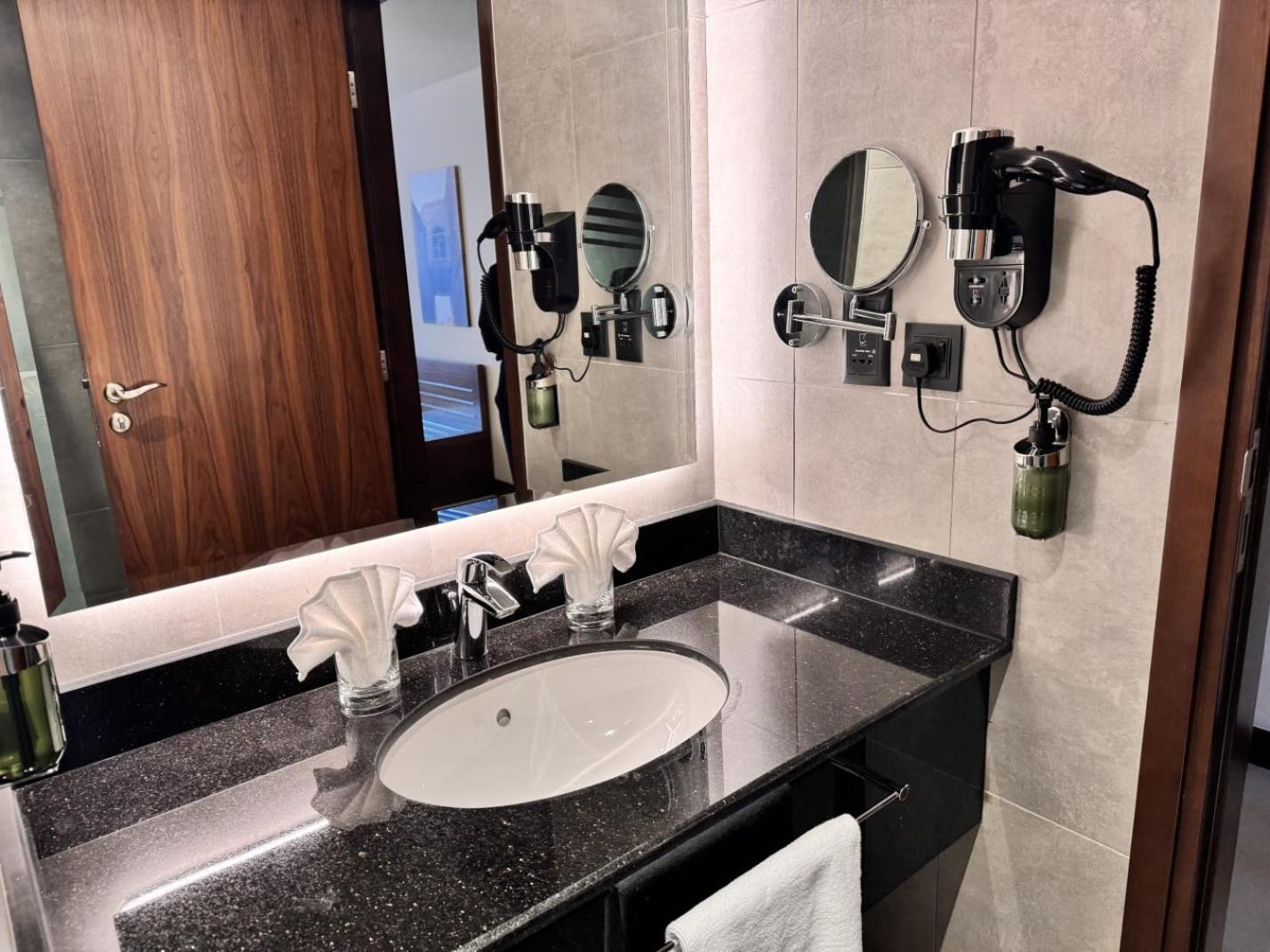 Kyriad Hotel Szalála Kültér fotó