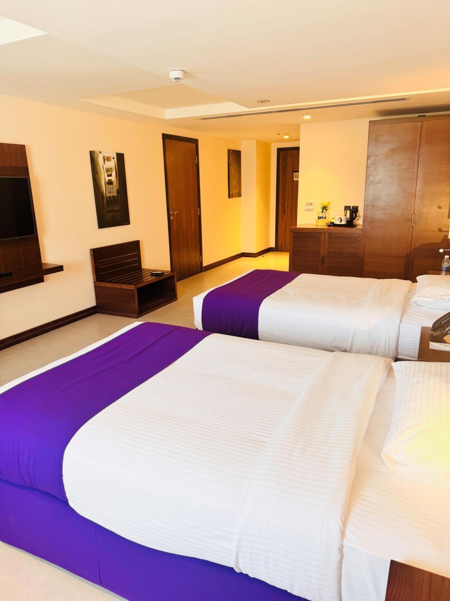 Kyriad Hotel Szalála Kültér fotó