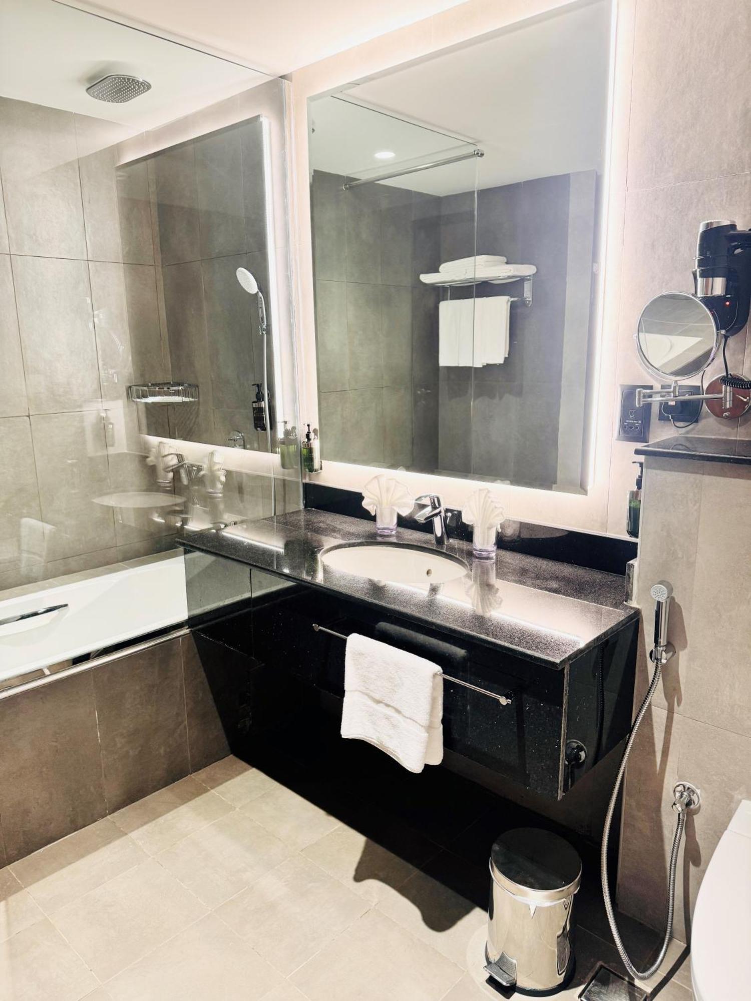 Kyriad Hotel Szalála Kültér fotó