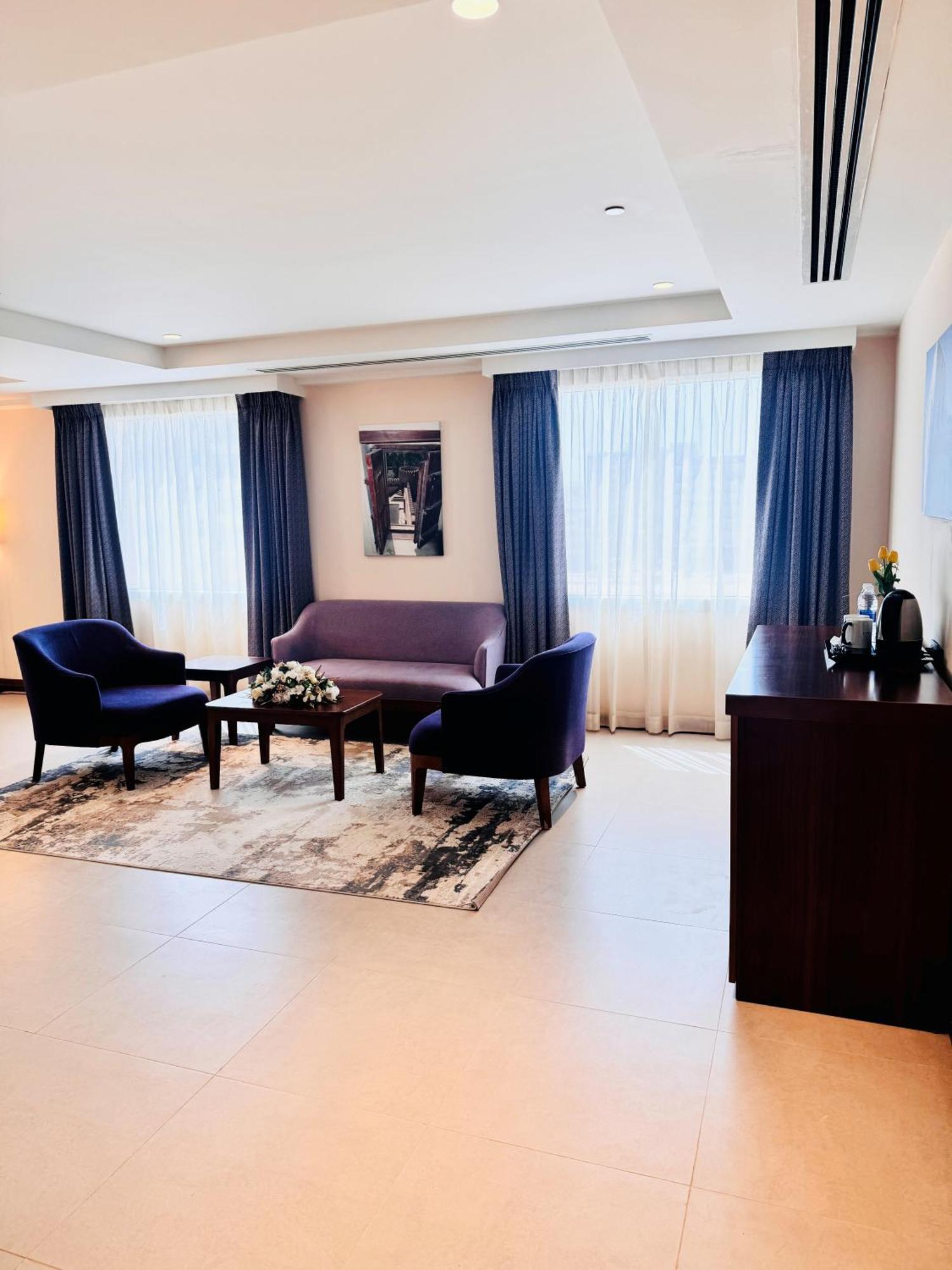Kyriad Hotel Szalála Kültér fotó