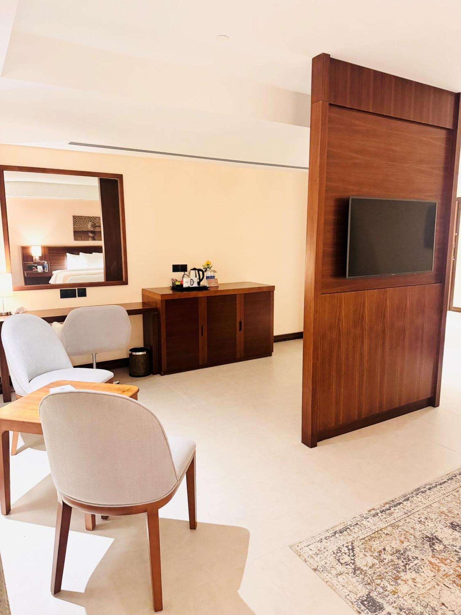 Kyriad Hotel Szalála Kültér fotó